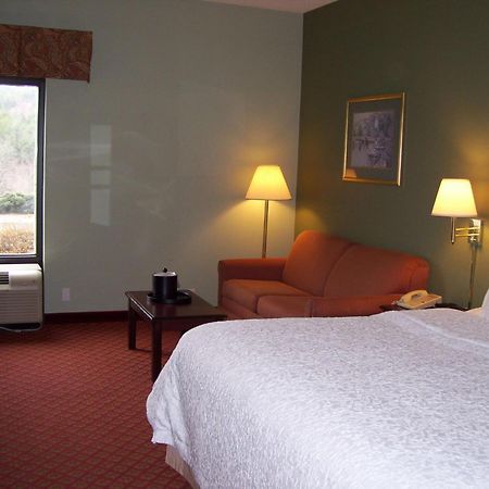 Hampton Inn - Hillsville Εξωτερικό φωτογραφία
