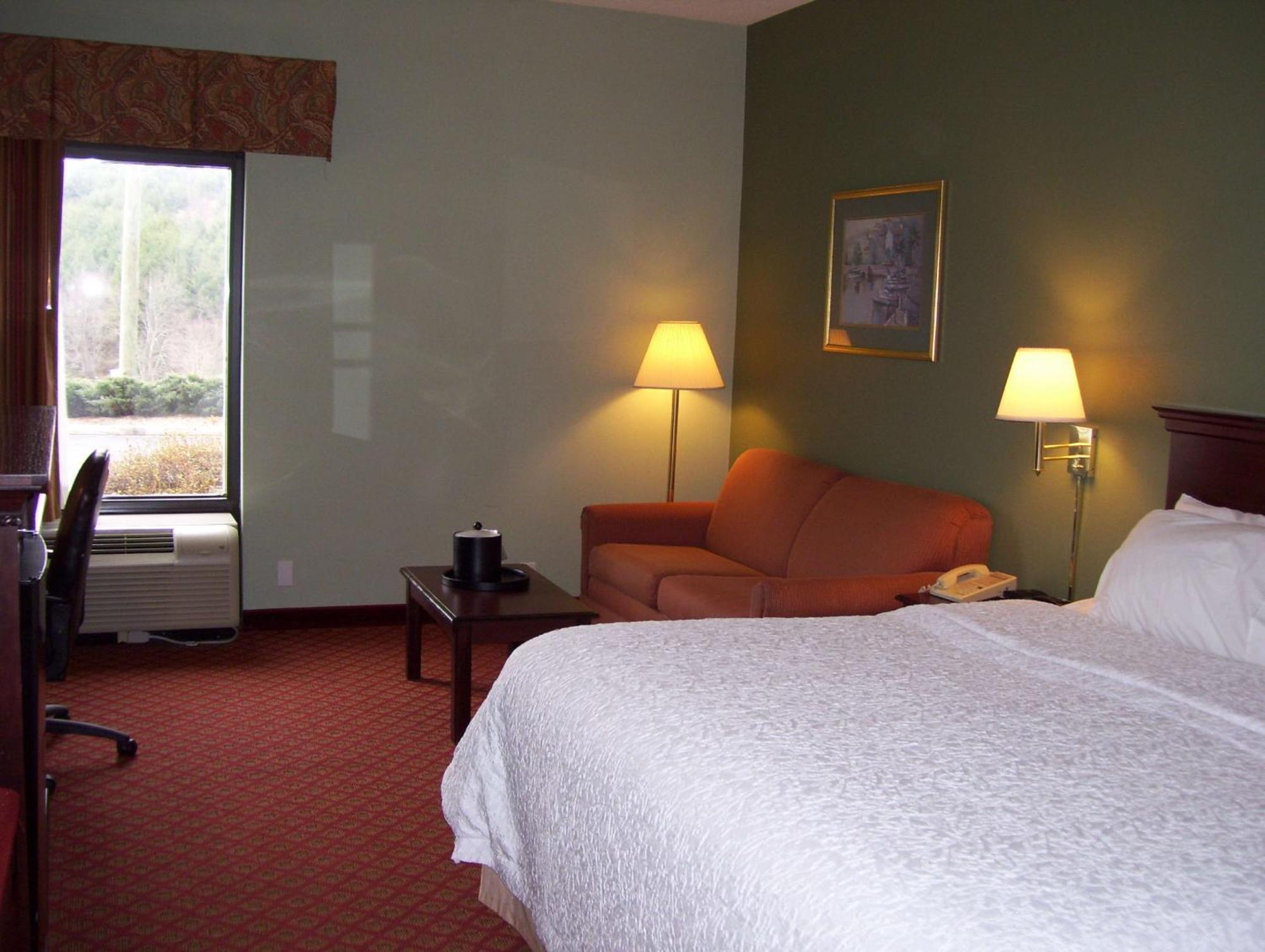 Hampton Inn - Hillsville Εξωτερικό φωτογραφία